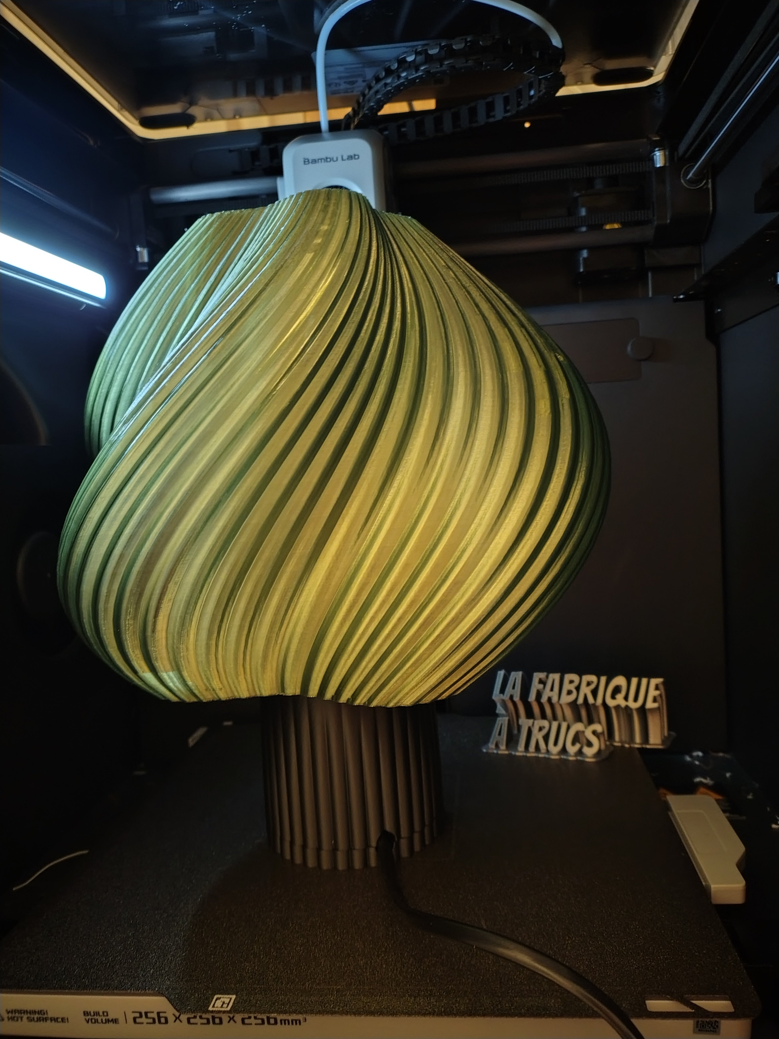 Lampe Design "Spirale" 3D - Éclairage d'Ambiance & Décoration Moderne