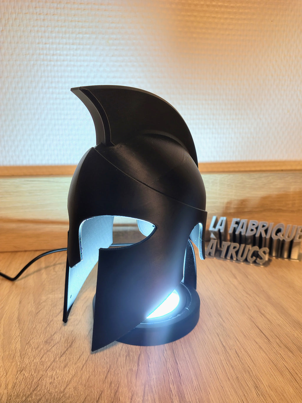 Lampe et Applique Murale Casque Spartiate - Veilleuse & Décoration 3D