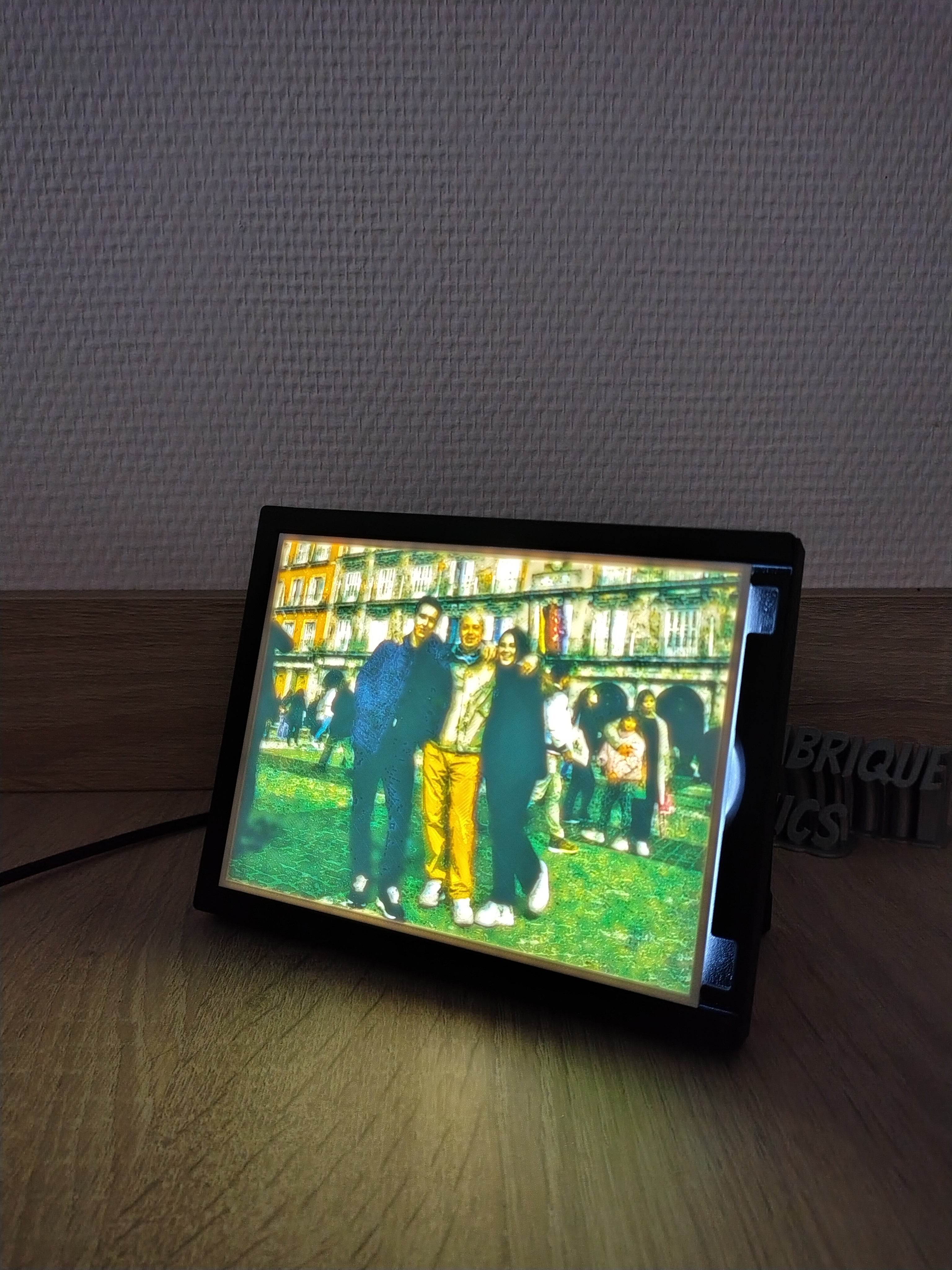 Cadre Photo 3D Lumineux – Vos Souvenirs en Relief (Lithophanie Personnalisée)